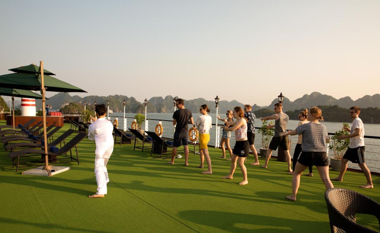 Dora Cruise By Hag Hotel Ha Long Exterior photo