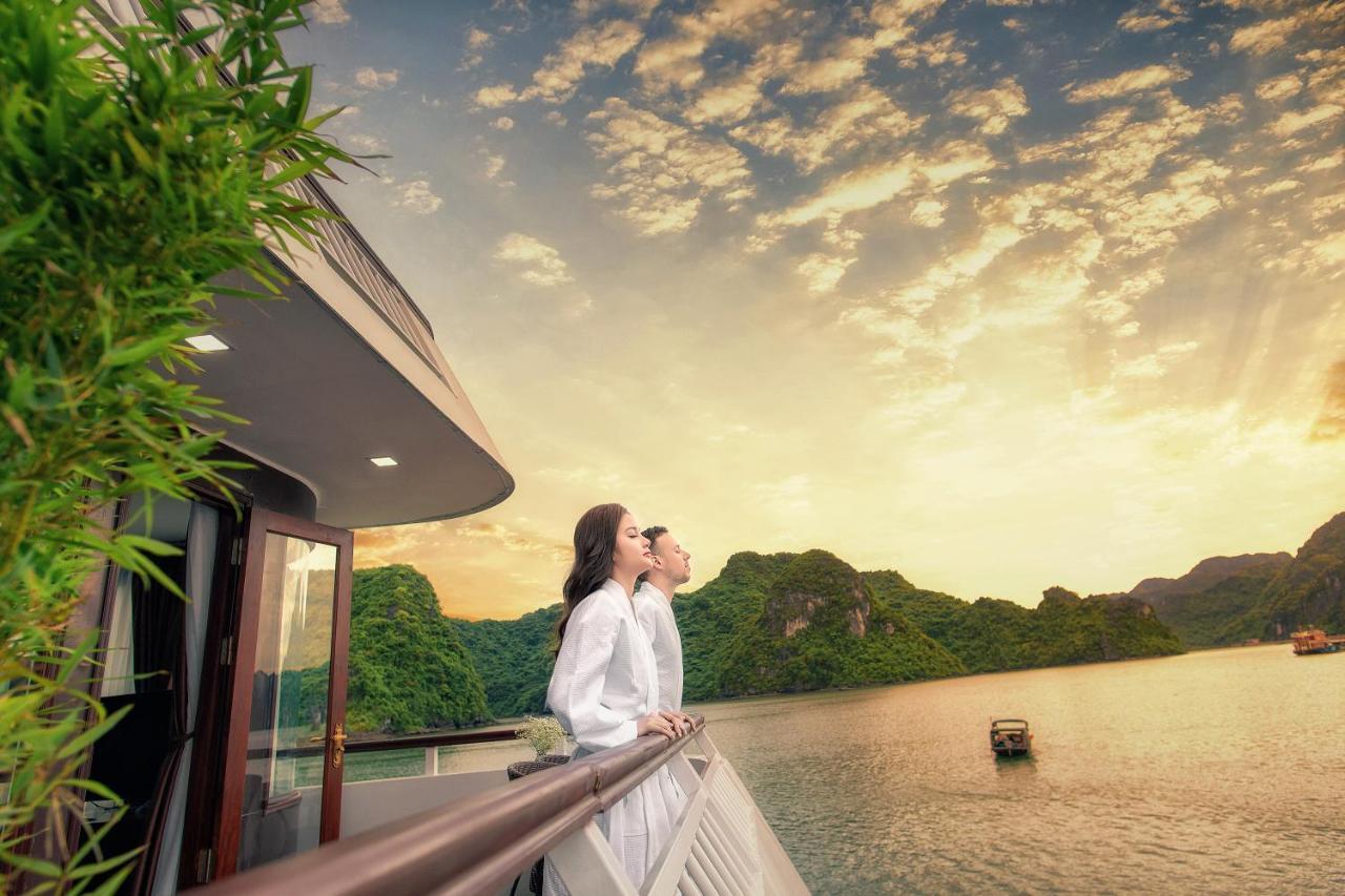 Dora Cruise By Hag Hotel Ha Long Exterior photo